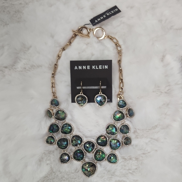 Anne Klein Jewelry - Anne Klein Iridescent Green and Gold Necklace Set
